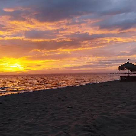 El Mar De La Tranquilidad Apartman