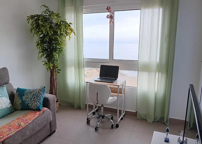 El Mar De La Tranquilidad Apartment *